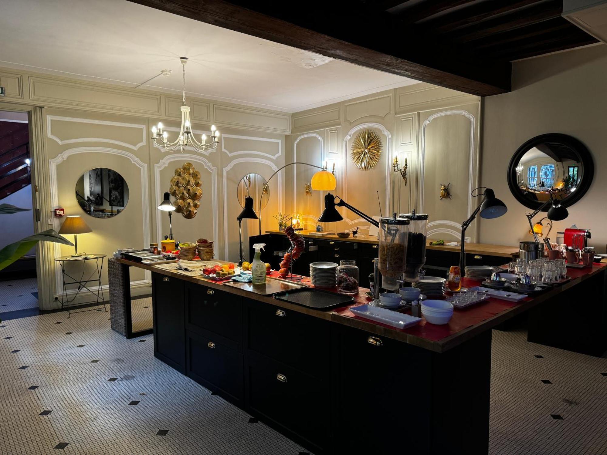 Hotel De La Cathedrale Руан Екстериор снимка